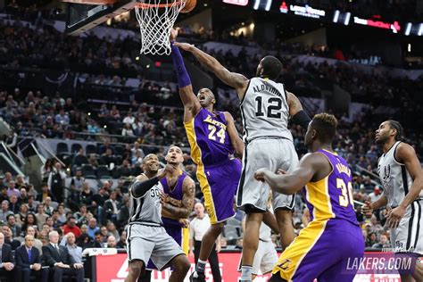 History Day in Photos Kobe Final Game San Antonio | NBA.com