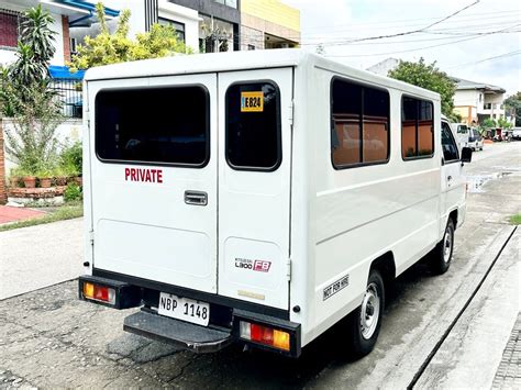 Mitsubishi L300 FB Exceed Dual Aircon Manual Cars For Sale Used Cars