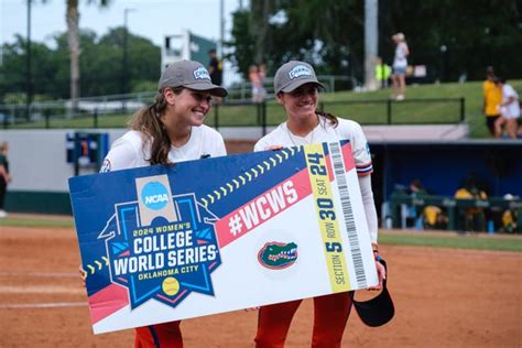 Gainesville Super Regional Best Photos Of Florida Softball Vs Baylor