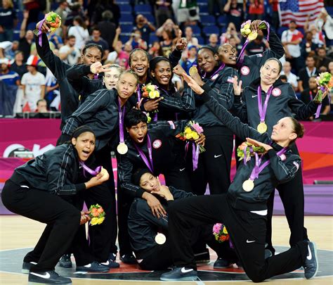 Us Women S Basketball Team Advances To Olympic Gold Medal Game