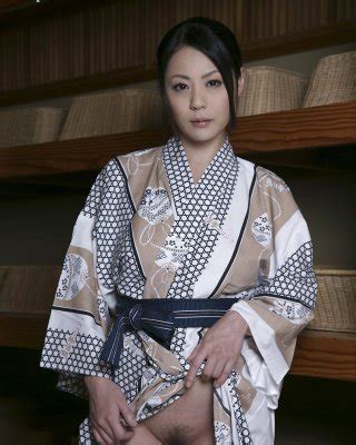 Japanese Beautiful MILF Nana Aida In Mountain Spa Porn Pictures XXX