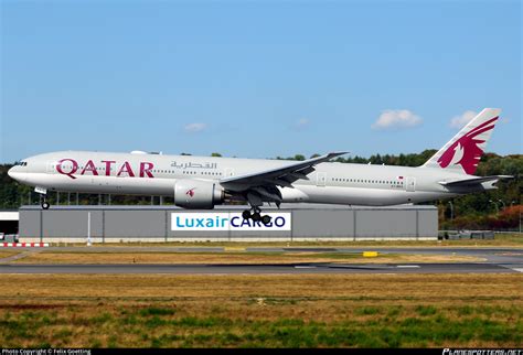 A7 BEX Qatar Airways Boeing 777 3DZER Photo By Felix Goetting ID