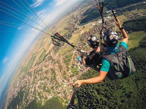 🥇 Imagen De Vuelo Aventura Parapentehombre Hombres Deportes Al Aire