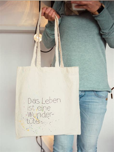 Freebie DIY Stoffbeutel Jutetasche gestalten Schritt für Schritt