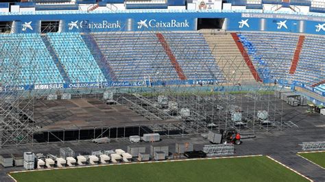 V Deo El Montaje Del Escenario Para El Concierto De Bunbury En La