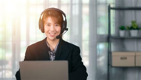 concept online support and customer service ,Hotline contact and advice