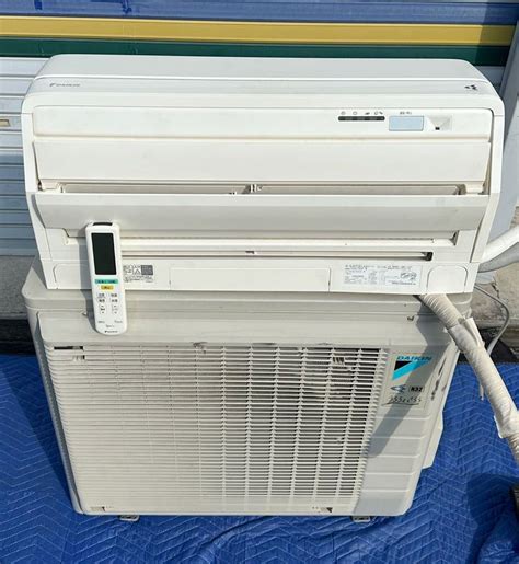 【目立った傷や汚れなし】美品 Daikin ダイキン うるさらx エアコン おもに18畳用 冷房～23畳 56kw 除湿 暖房