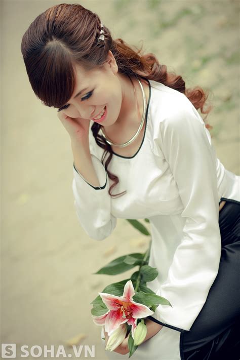 Khi hot girl Mai Thỏ không khoe ngực không gây sốc