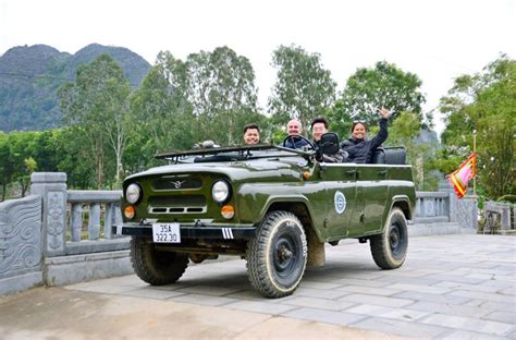 Hoa Lu Excursi N En Jeep Por Ninh Binh A La Pagoda De Bich Dong Y