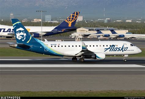 N641QX Embraer 170 200LR Alaska Airlines Horizon Air Yixin Chen