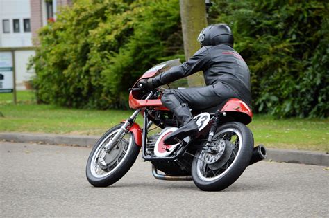 Old Moped Free Stock Photo - Public Domain Pictures