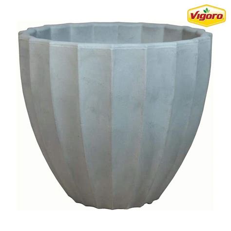 Vigoro In Mavis Large Gray Scalloped Plastic Planter In L X