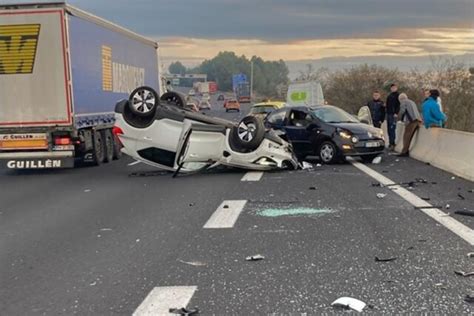 Gard Violent Accident De La Circulation Sur L Autoroute A9 Une