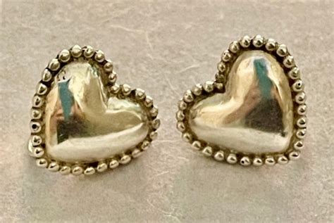 Vintage Chato Castillo Sterling Heart Screw Back Earr Gem