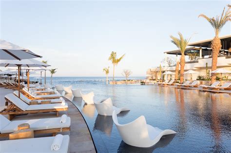 10 Los Cabos Resorts That Are Perfect for Families - The Points Guy