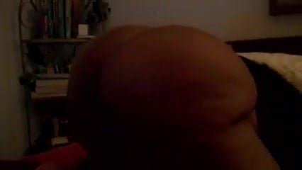 Une MILF BBW trémousse son gros cul xHamster