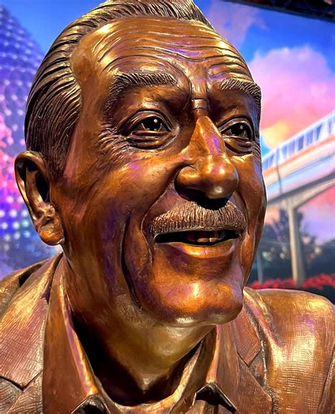 New Statue Walt The Dreamer It S A Small World Blog