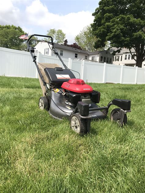 Lawn Mower Honda Quadra Cut System Harmony Ii Hrz For Sale In