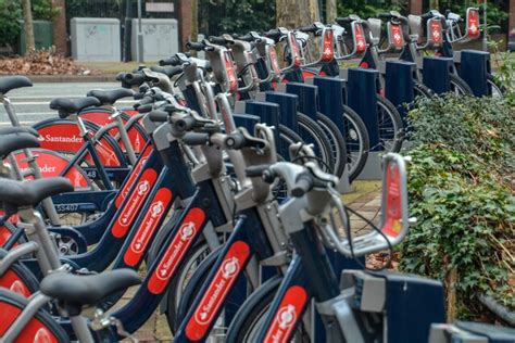 London Tower Hamlets Bicycles Lewis Clarke Cc By Sa 2 0