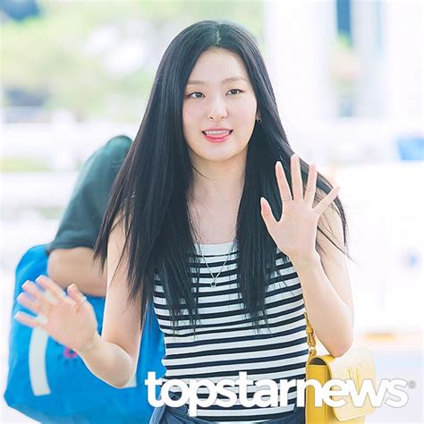 [hd포토] 레드벨벳 Red Velvet 슬기 ‘데헷’ 인천공항출국패션 최규석 기자 톱스타뉴스