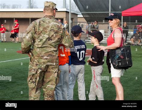 Sergeant Major Jeffrey Bennett Of The 38 Infantry Division Presented