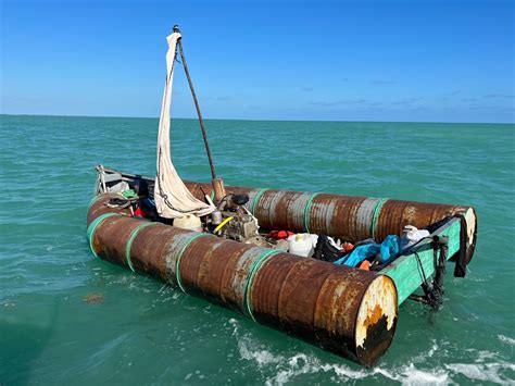 Dvids Images Coast Guard Station Marathon Boat Crew Rescues Cuban