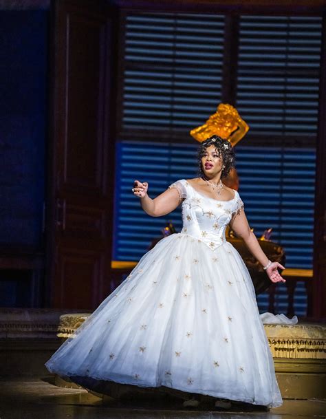 Pretty Yende as Violetta Valéry in La traviata The Royal Flickr