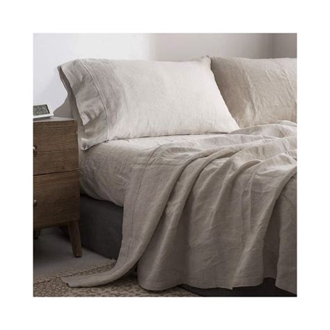 12 of the Best Luxury King-Size Bedding Sets — How to Dress a Large Bed ...