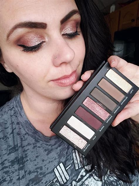 Younique Palette 6