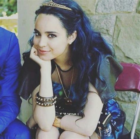 Evie Sofia Carson Sofia Carson Celebrities Descendants