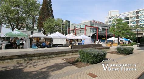 Lonsdale Quay Farmers Market on a Saturday | Vancouver's Best Places