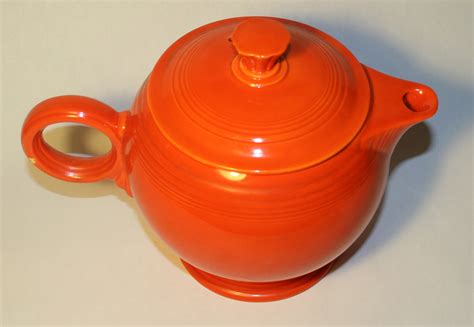 Vintage Fiesta Radioactive Red Large Tea Pot