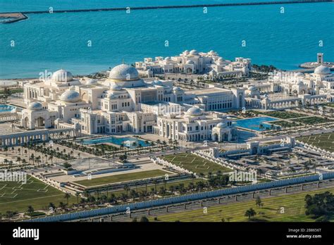 Qasr Al Watan Fotografías E Imágenes De Alta Resolución Alamy