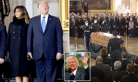 Trump And Melania Hold Hands At Tribute To Billy Graham Daily Mail Online