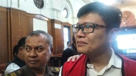 Kejari Surabaya Ajukan Kasasi Atas Bebasnya Ronald Tannur Aniaya Pacar