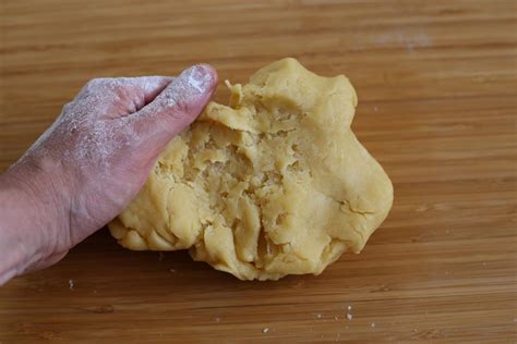 How To Make A Shortcrust Pastry By Hand Quick And Easy Recipe