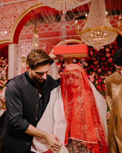 Jaw Dropping Price Of Shahid Afridis Daughters Wedding Dress