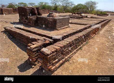 Lothal dockyard hi-res stock photography and images - Alamy