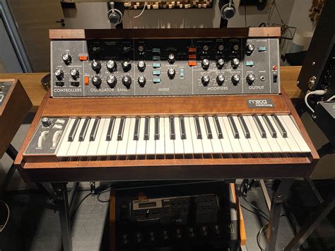 Moog Music Minimoog Model D Ile De France Audiofanzine