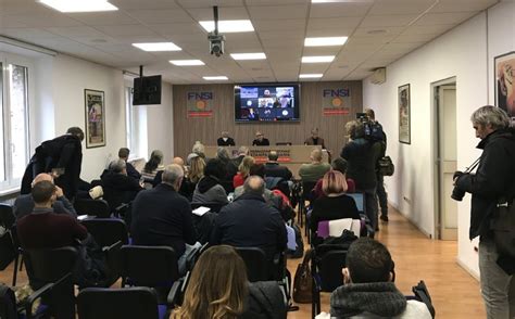 Fnsi Fnsi Mobilitazione Con I Cdr Nelle Piazze E Assemblee Nelle