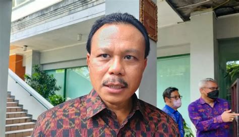 Nusabali Pemprov Bali Optimalkan Tpst Yang Ada