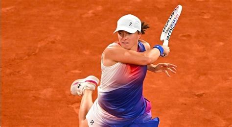 Tenis Roland Garros 2024 w Paryżu Iga Świątek wygrała z Naomi Osaką