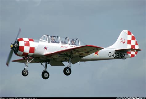 Yakovlev Bacau Yak 52 Untitled Aviation Photo 6554205