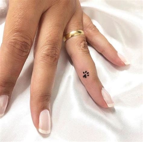 15 Miniature Tattoos That Will Make You Sigh With Their Beauty World