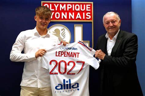 Mercato Johann Lepenant Est Officiellement Lyonnais