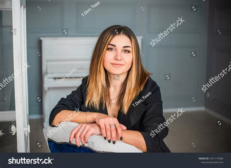 Sexy Beautiful Latina Woman Elegance Style Stock Photo 1951173988 Shutterstock