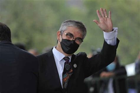 chilean government  prioritize salary increases prensa latina