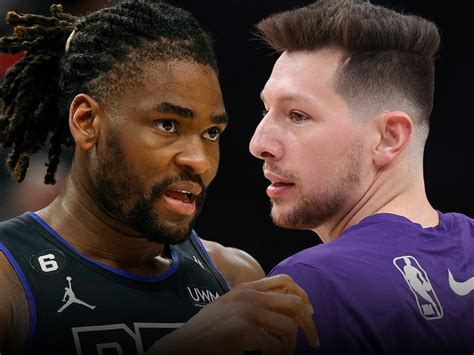 Farrah Abraham Hits The Beach In A Bikini Santa Hat For Christmas Shoot