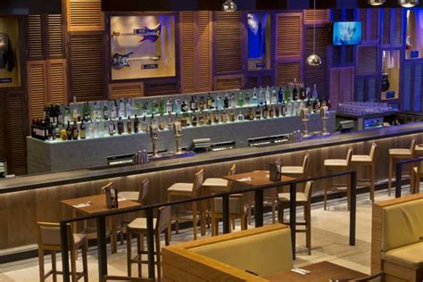 Tenerife Hard Rock Cafe Set Menu Lunch Or Dinner Drink Getyourguide