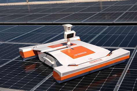 Robot De Nettoyage Pour Panneaux Solaires Robsys Europe Gmbh